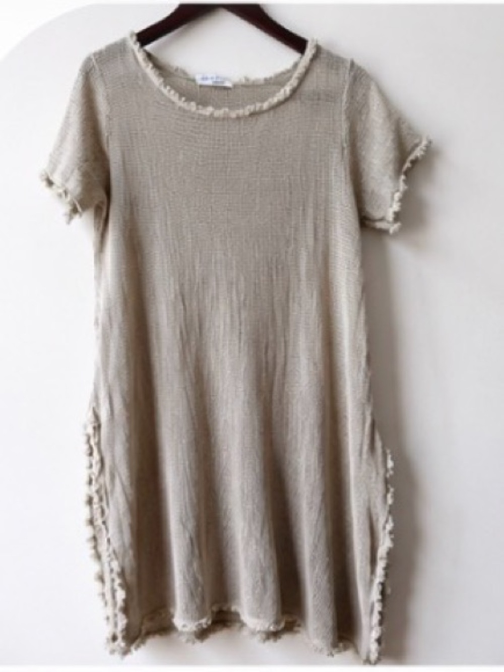 Women's Cream Short-Sleeve Textured Tunic Dress